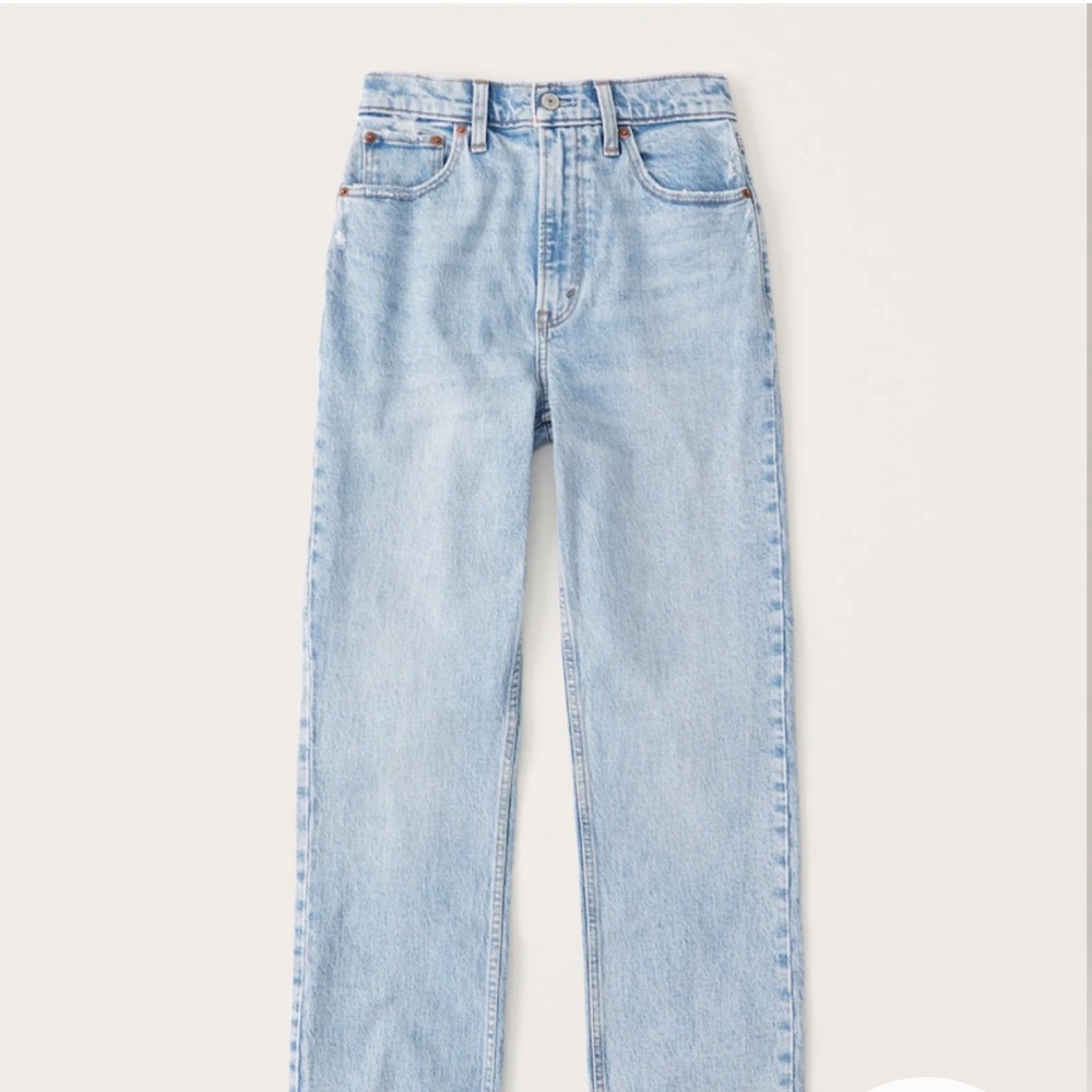 Abercrombie and Fitch the 90's Straight Ultra High Rise Jeans Size 27/4